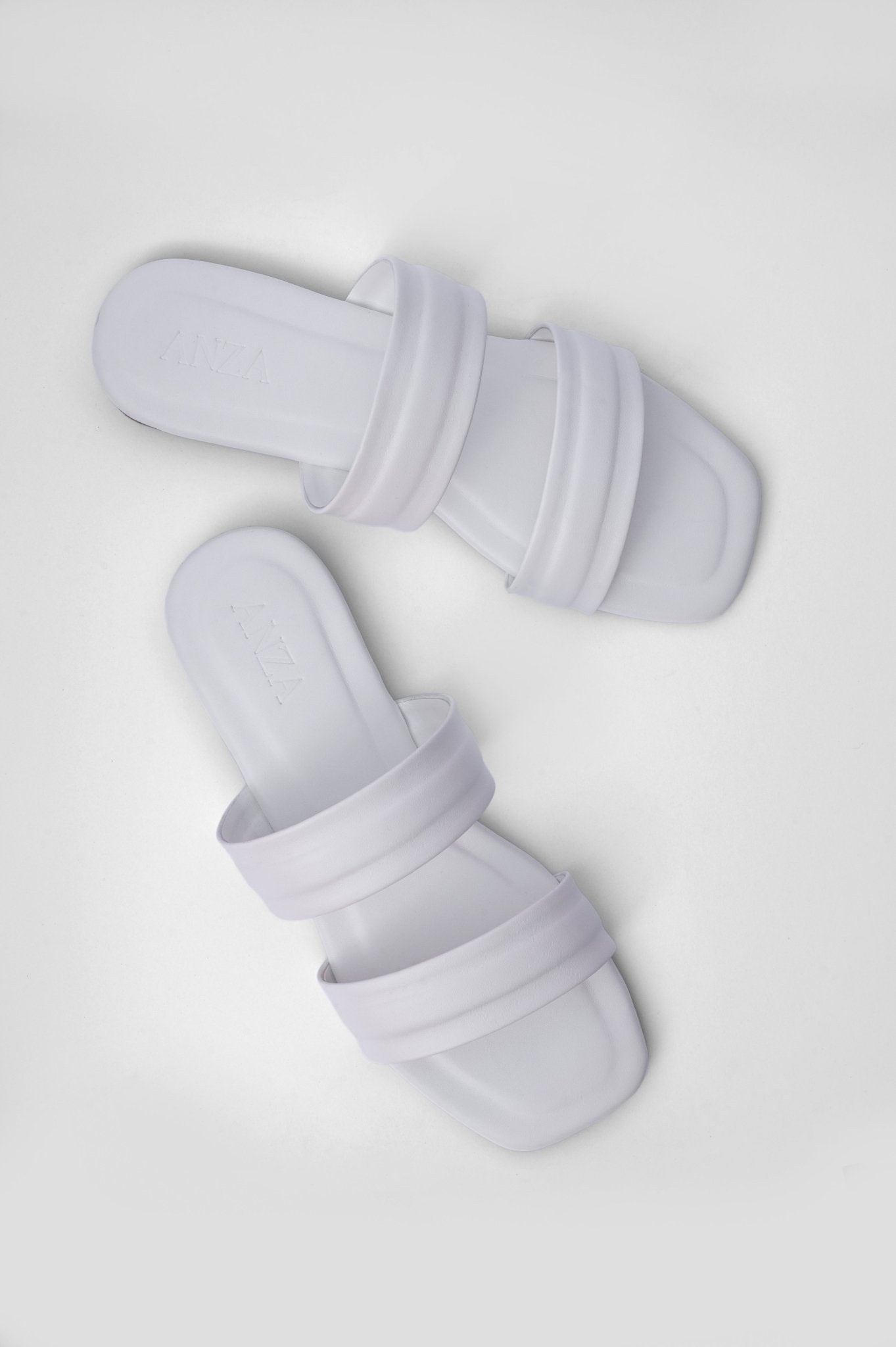 | ANZA Dolce Vita | Flats | Anza | OneHub