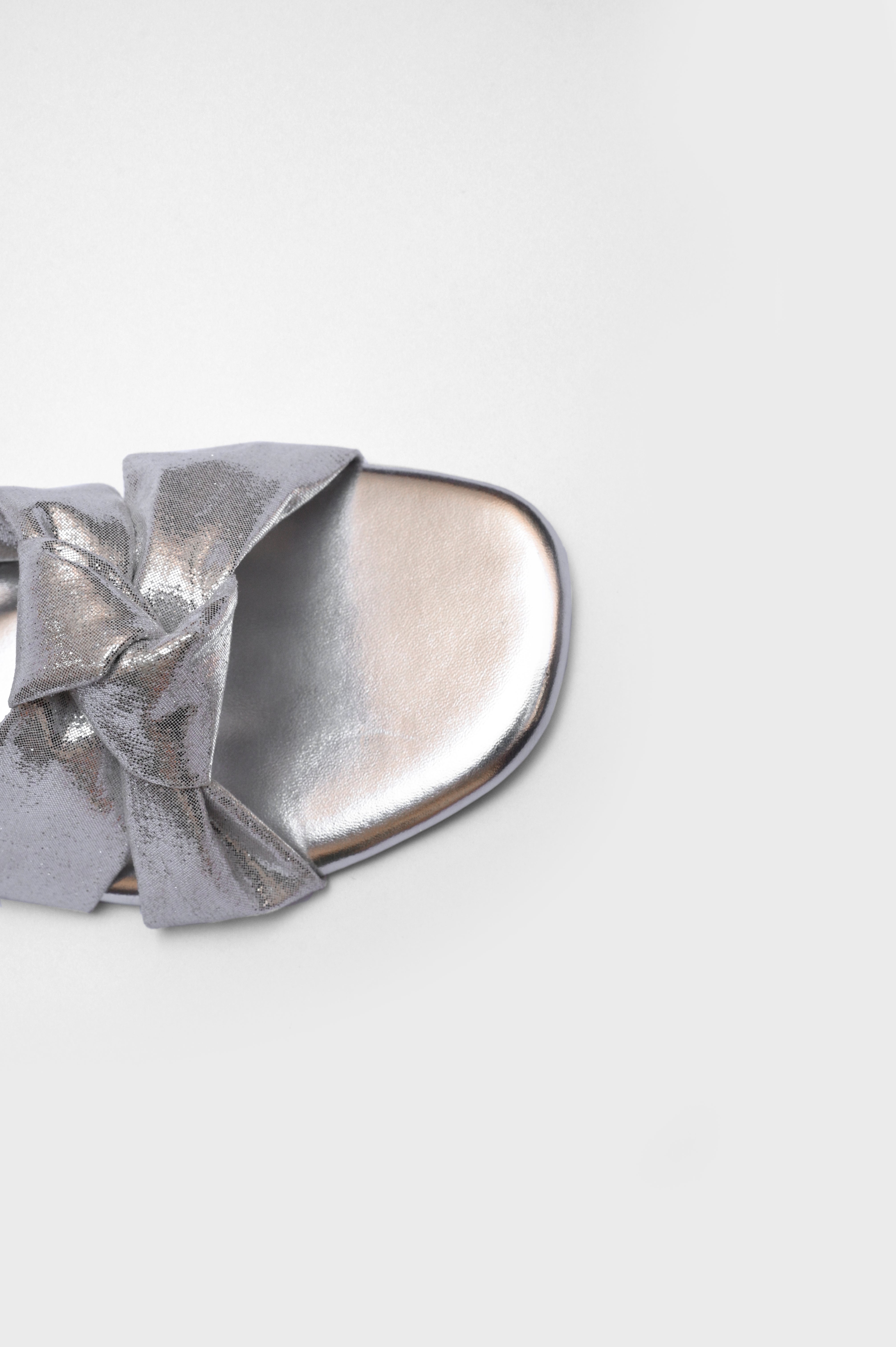 | ANZA Luna Bow | Flats | Anza | OneHub