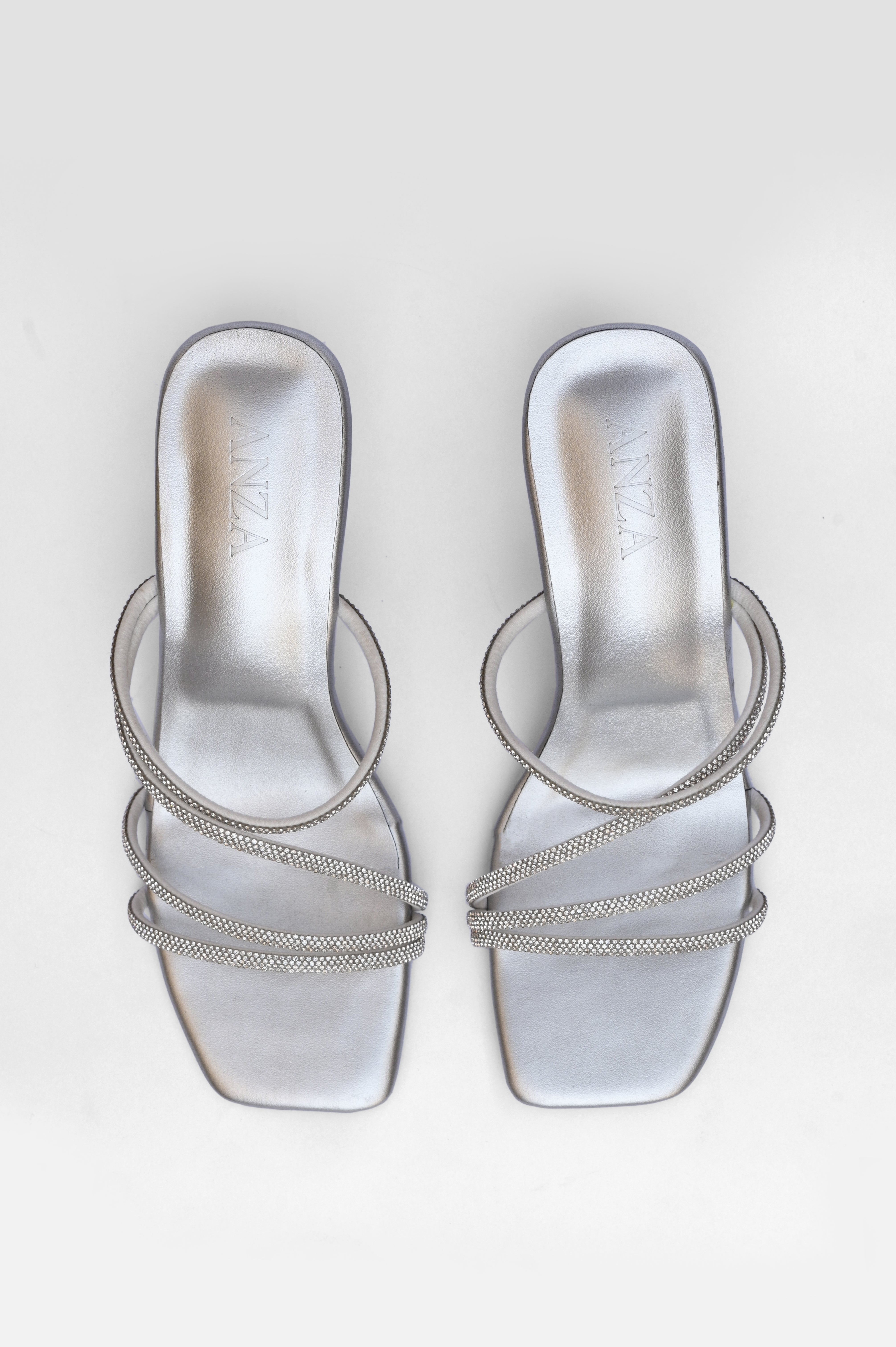 | ANZA Lumière | Flats | Anza | OneHub